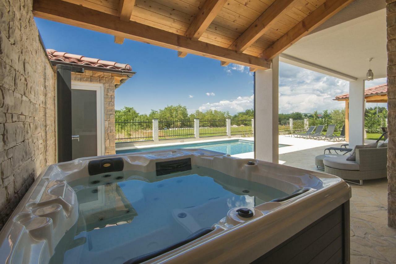 Villa Vespera Rosini Extérieur photo
