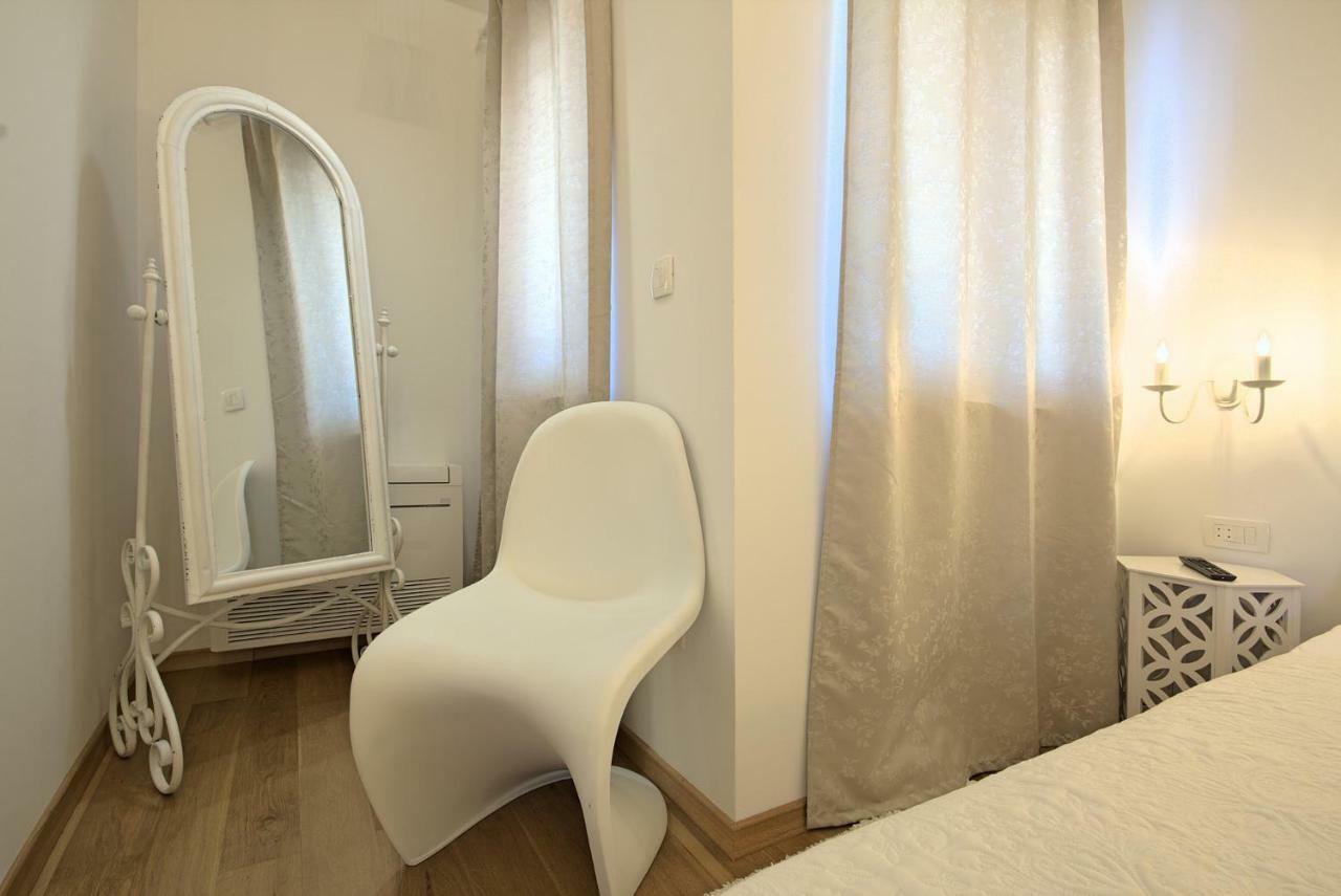 Villa Vespera Rosini Extérieur photo