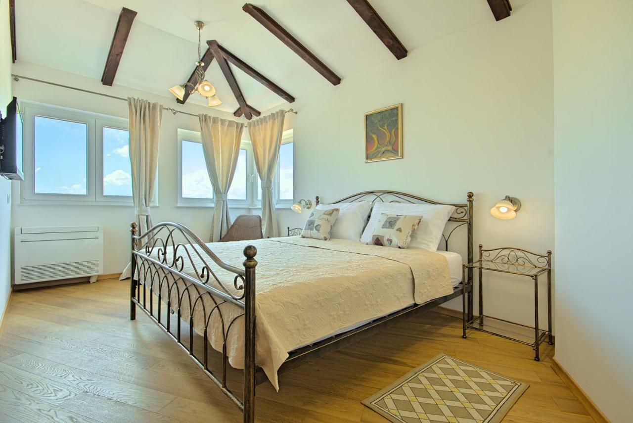 Villa Vespera Rosini Extérieur photo