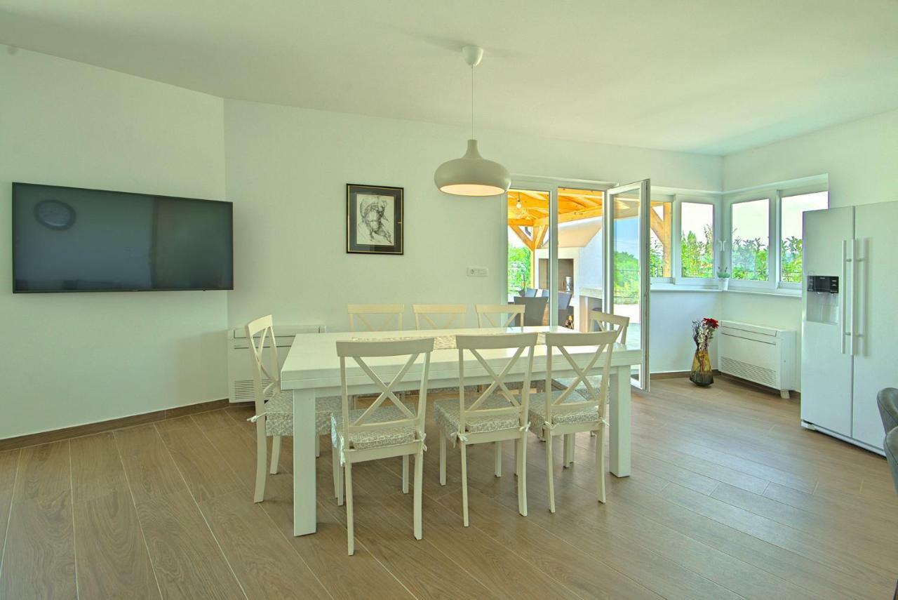 Villa Vespera Rosini Extérieur photo