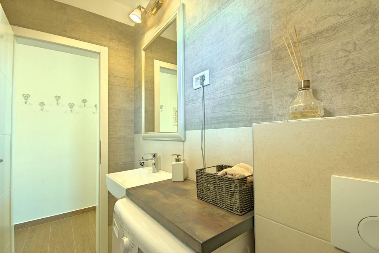 Villa Vespera Rosini Extérieur photo