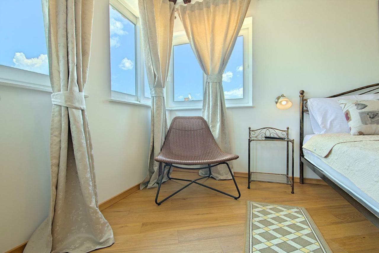 Villa Vespera Rosini Extérieur photo