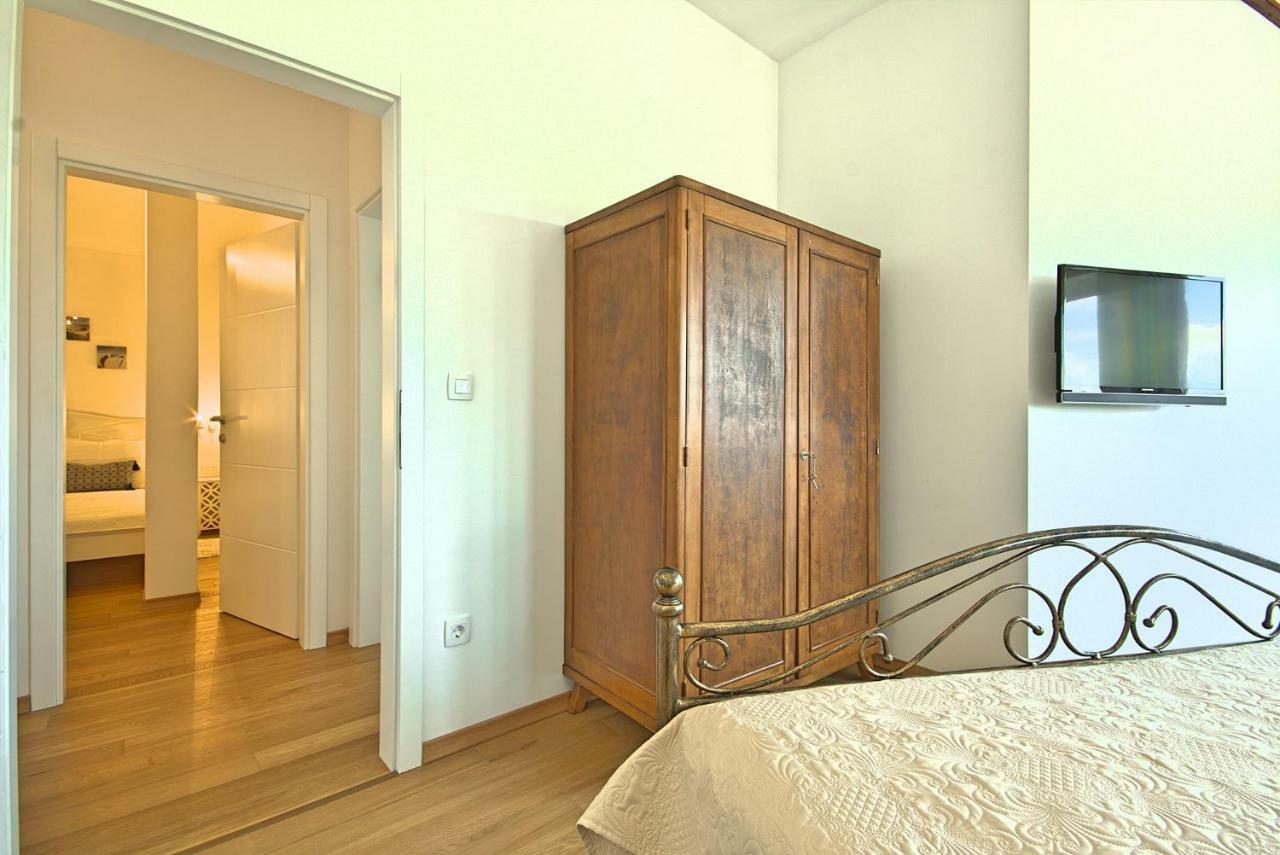 Villa Vespera Rosini Extérieur photo